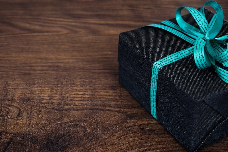 4 Mistakes to Avoid with Custom Luxury Gift Boxes